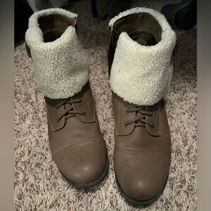 Brown Booties with Fur